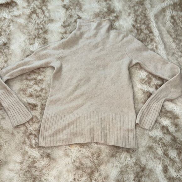 Madewell Cream Turtleneck Wool Sweater | Sz XS - Picture 2 of 6